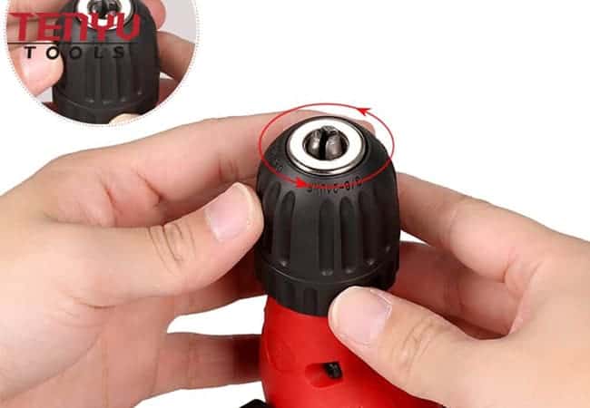 Right Angle Drill Chuck Attachment Universal 90 Degree Angle Bend Extension Chuck Drill Adapter Impact Driver Tool